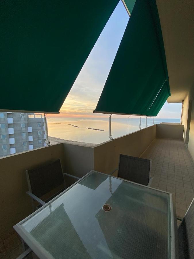 Tramonto In Baia Apartment Pesaro Exterior foto