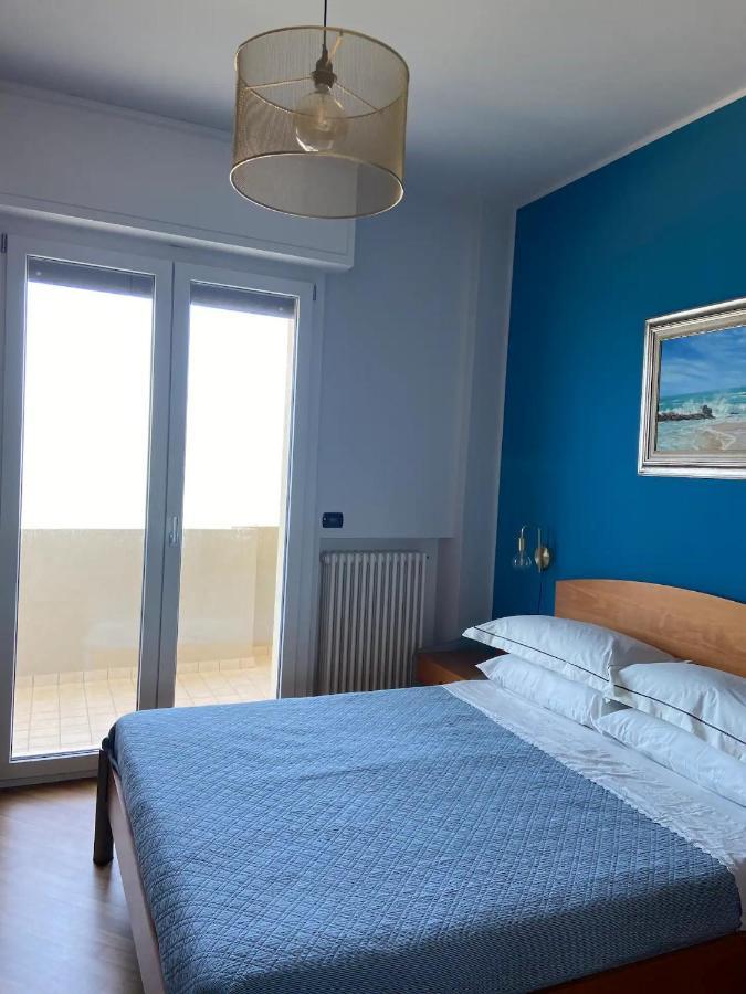 Tramonto In Baia Apartment Pesaro Exterior foto