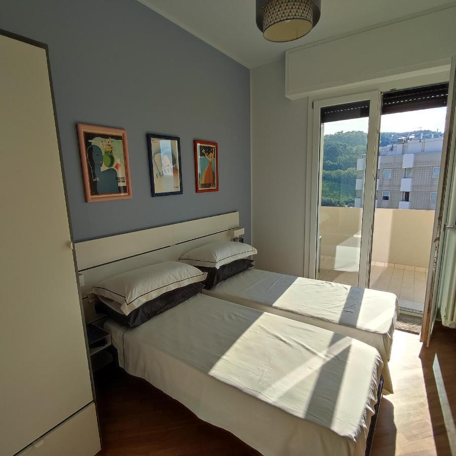 Tramonto In Baia Apartment Pesaro Exterior foto