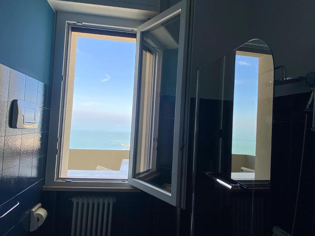 Tramonto In Baia Apartment Pesaro Exterior foto