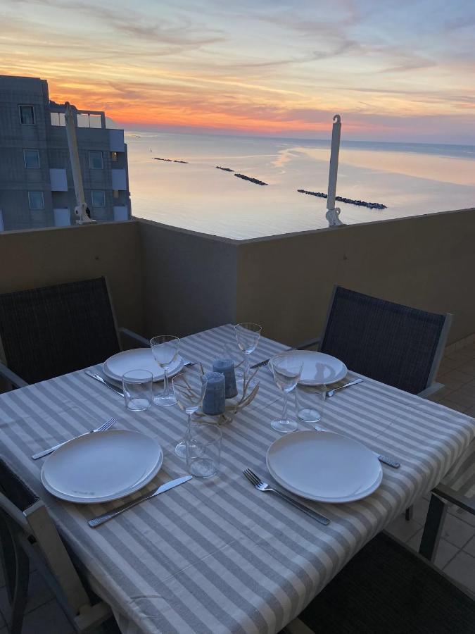 Tramonto In Baia Apartment Pesaro Exterior foto